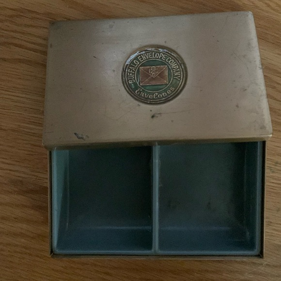 Vintage Brass Buffalo Envelopes Company box - Picture 2 of 3